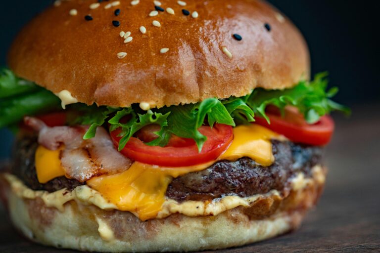 <p>Foods to Avoid for Better Health </p>
